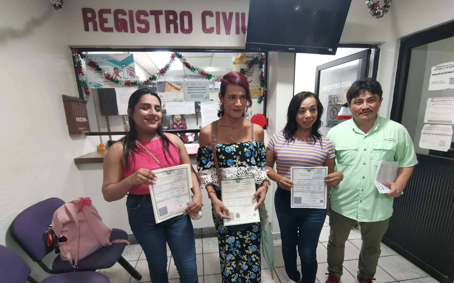 Mujeres trans en Veracruz reciben actas de cambio de identidad tras reformas al Código Civil